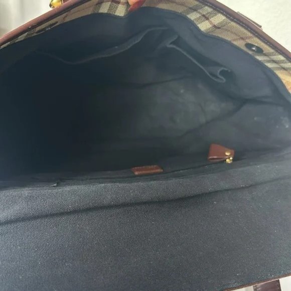 Burberry Haymarket PVC leather laptop bag - Picture 6 of 10